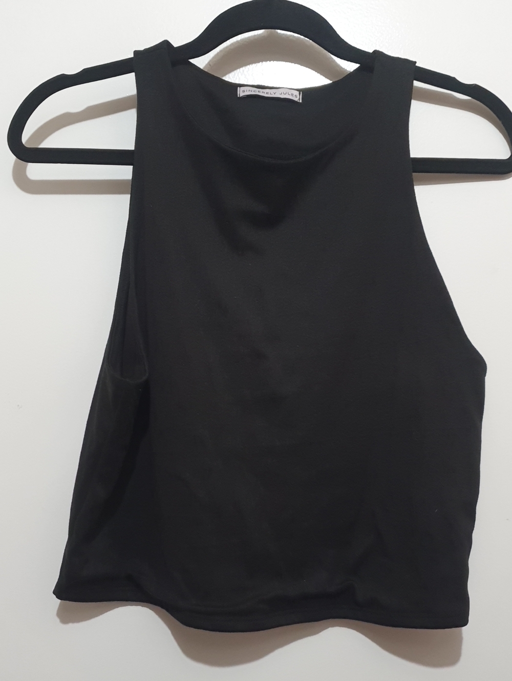 🐞Sincerely Jules Black Sleeveless Crop Tank